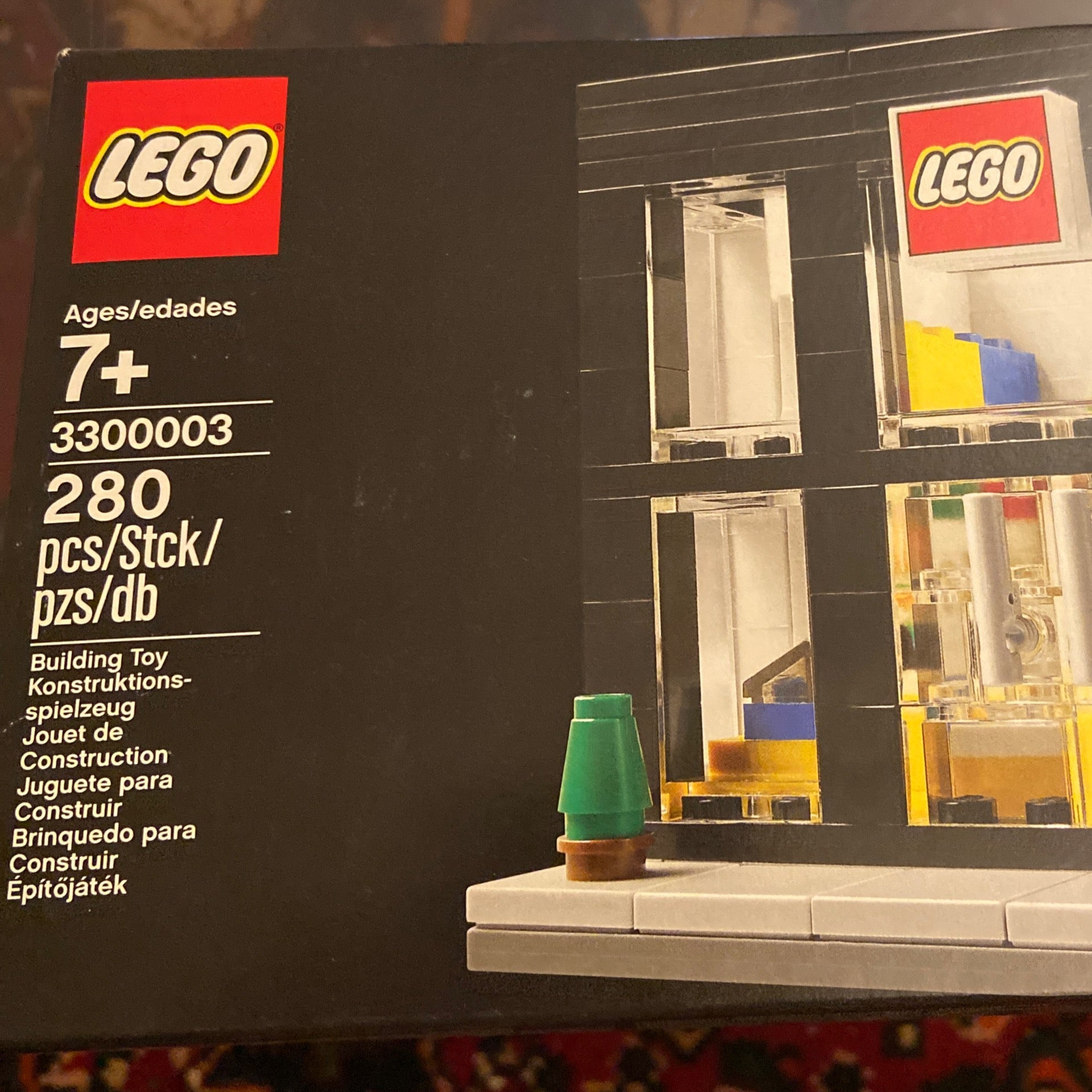 3300003 LEGO Factory Store The Minifig Shop