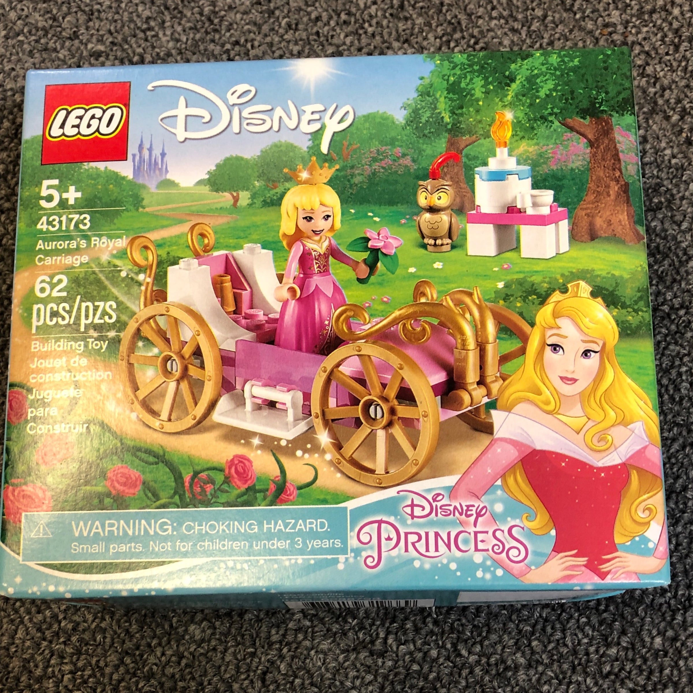 43173 Aurora s Royal Carriage